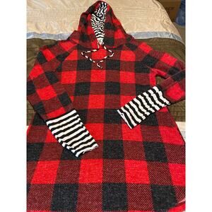 Sew in Love red and black buffalo plaid hoodie Size Small (S)